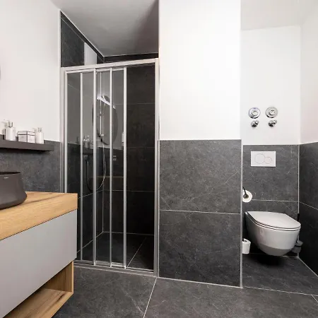 Superior Bergblick 2 By Interhome Daire